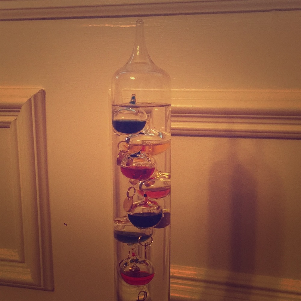 Galileo thermometer